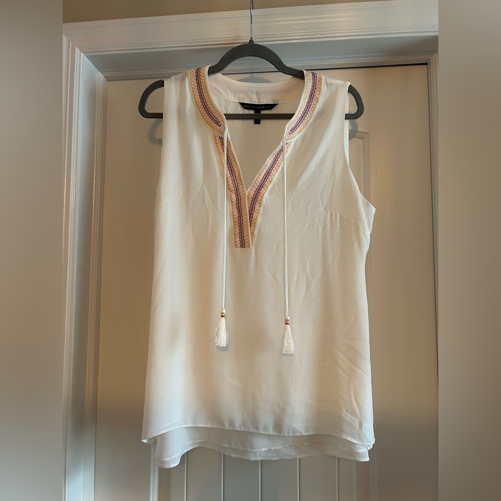 White House Black Market Cream Sleeveless Blouse with Embroidered Neckline